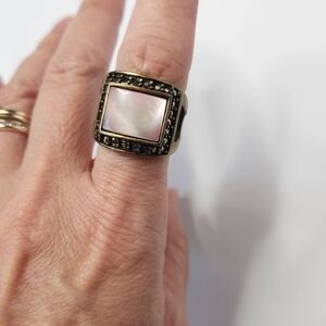 Lia Sophia Size 7 Pink Brass Ring